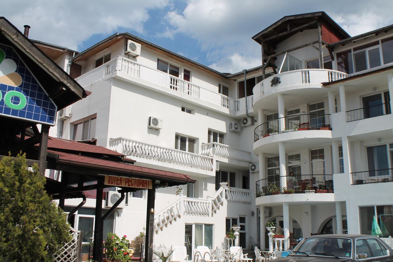 Family Hotel Ludo Warna Zewnętrze zdjęcie